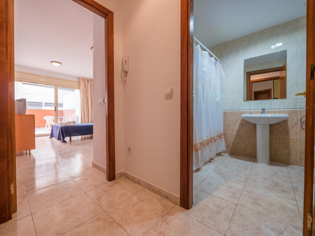 Apartaments Ar Easy Santa Anna II Lloret de Mar Exterior photo